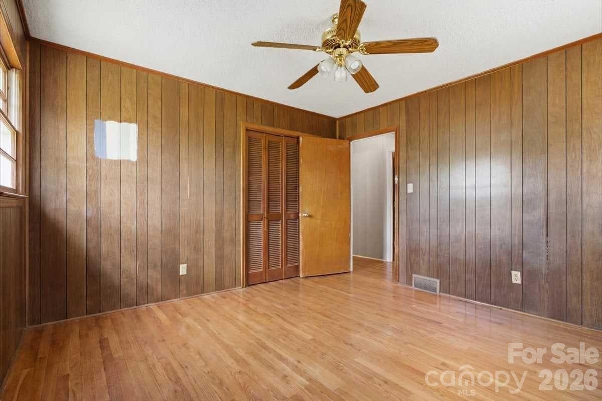 Single Family Residence at 990 Colonial Drive, China Grove, photo 18 of 25