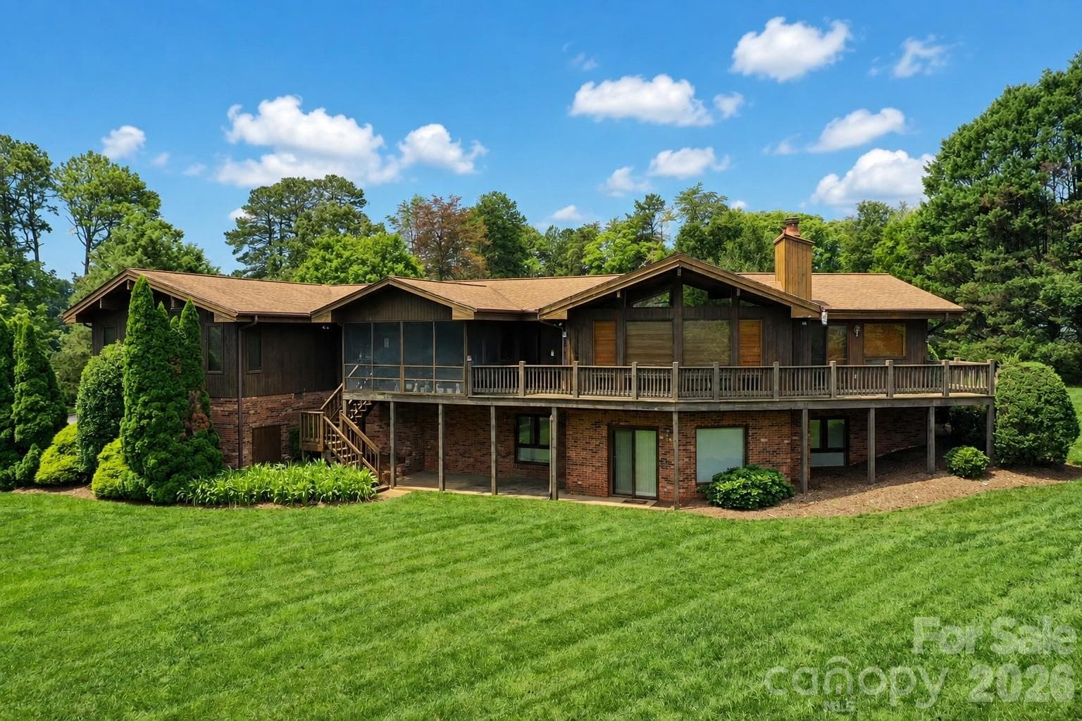 Single Family Residence at 3711 Blendwood Lane NE, Hickory, photo 33 of 33