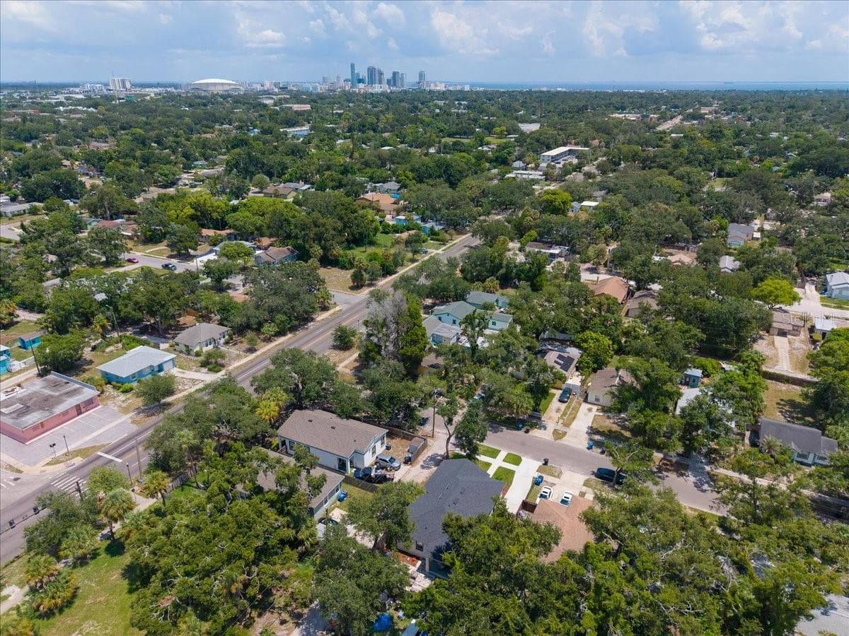 Single Family Residence at 1821 27TH ST S, ST PETERSBURG, photo 32 of 36