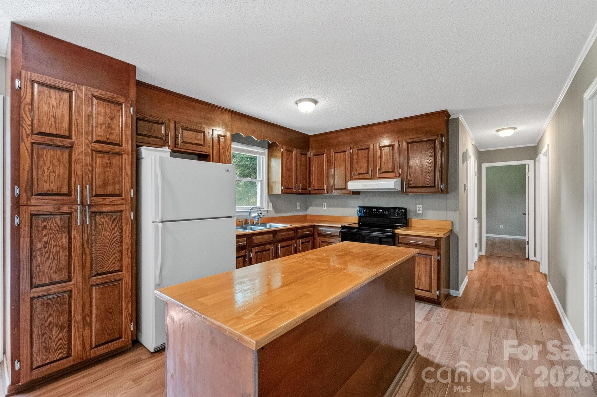 Single Family Residence at 123 Robinette Lane, Statesville, photo 9 of 34