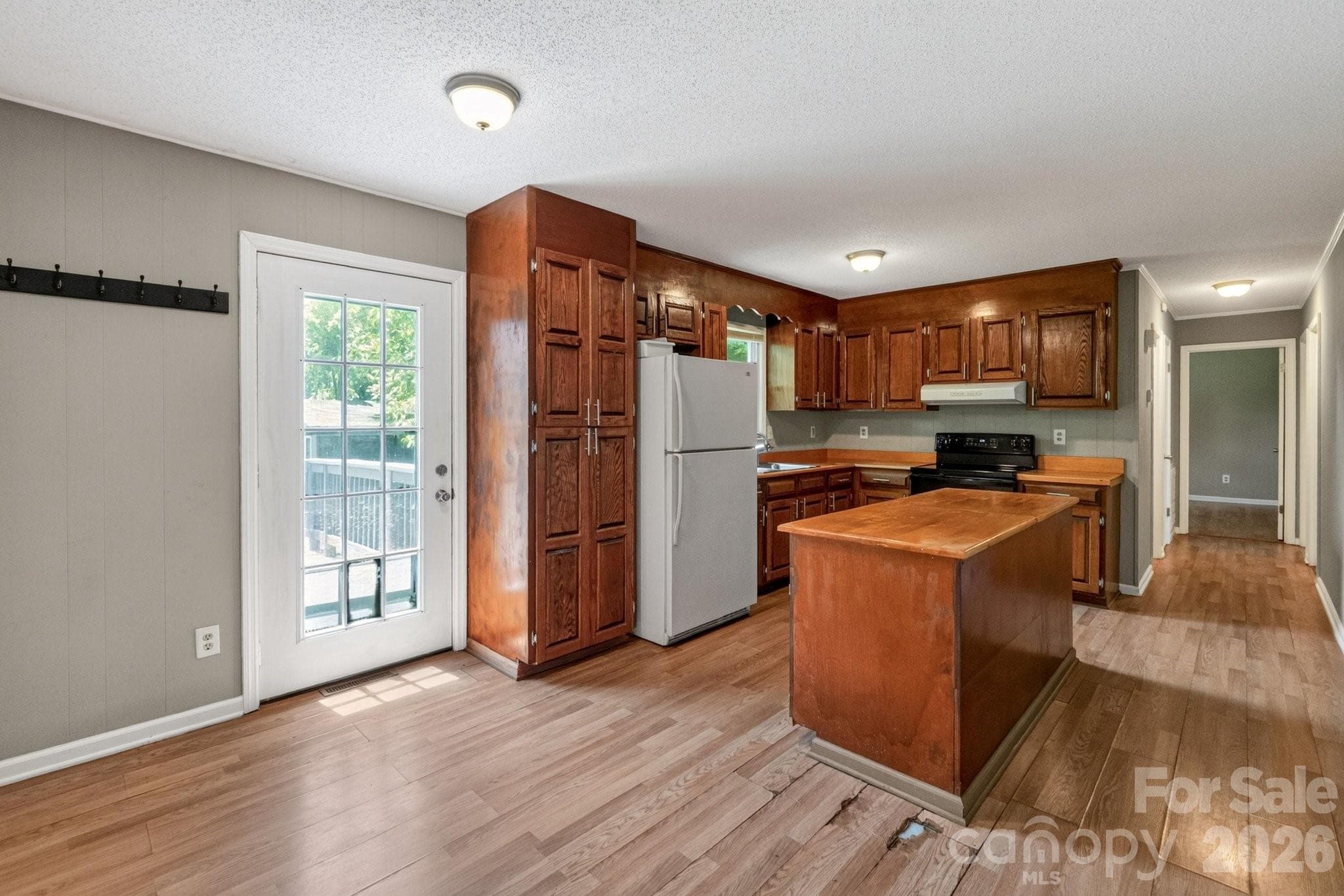 Single Family Residence at 123 Robinette Lane, Statesville, photo 10 of 34