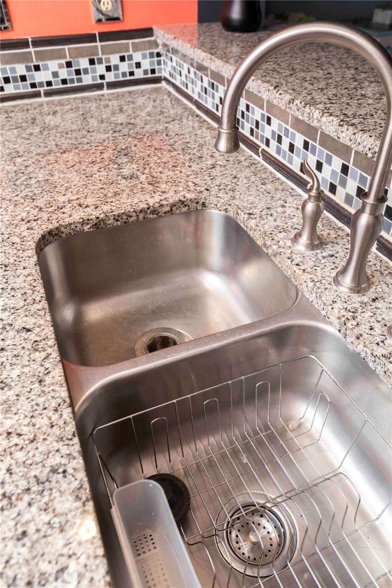 granite countertops - 9639 GREENSKEEPER DR #9639, NEW PORT RICHEY