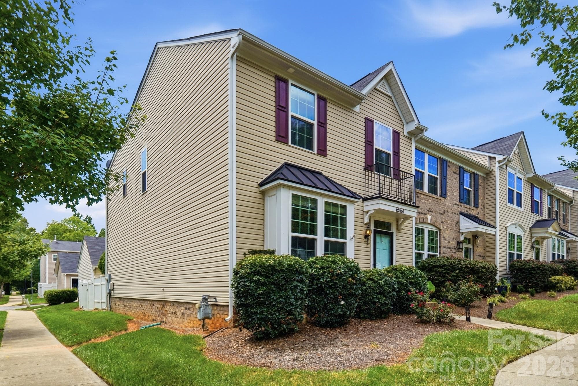 Townhouse at 6564 Hasley Woods Drive, Huntersville, photo 4 of 45