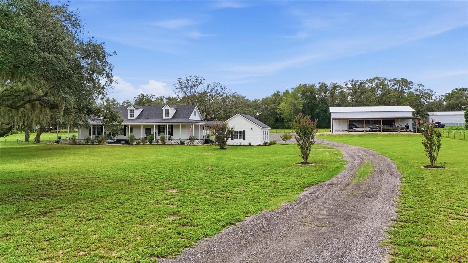 Single Family Residence at 1750 W MANSFIELD ST, LECANTO, photo 5 of 43