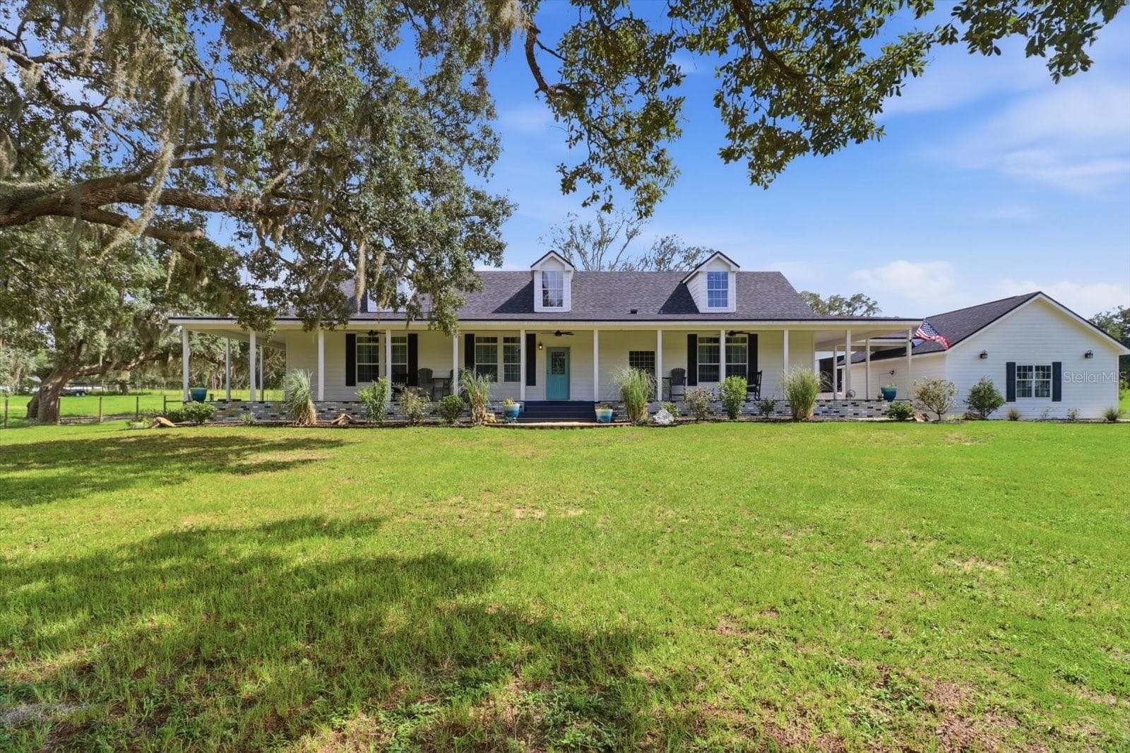 Single Family Residence at 1750 W MANSFIELD ST, LECANTO, photo 3 of 43