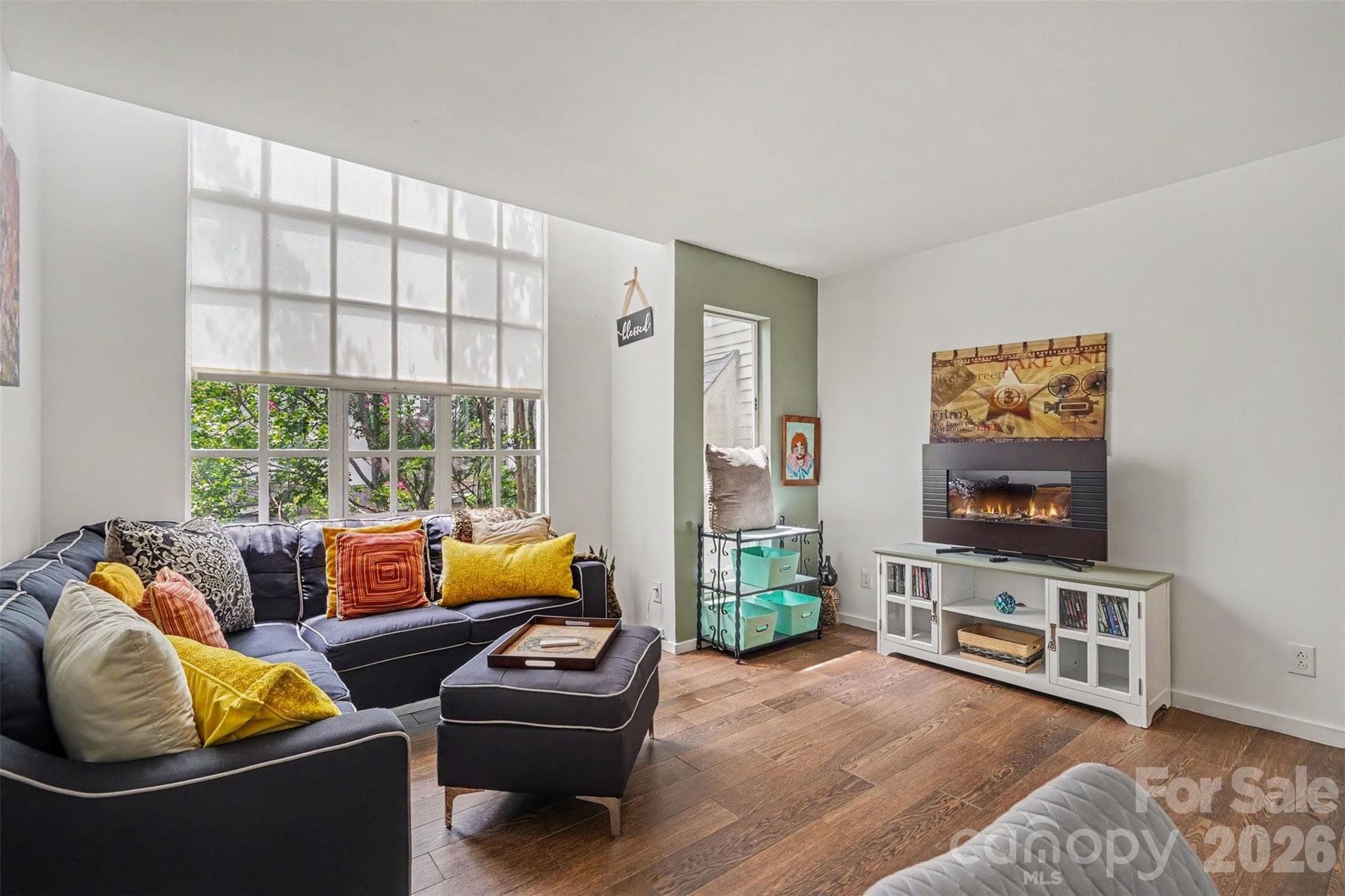 415 W 7th Street