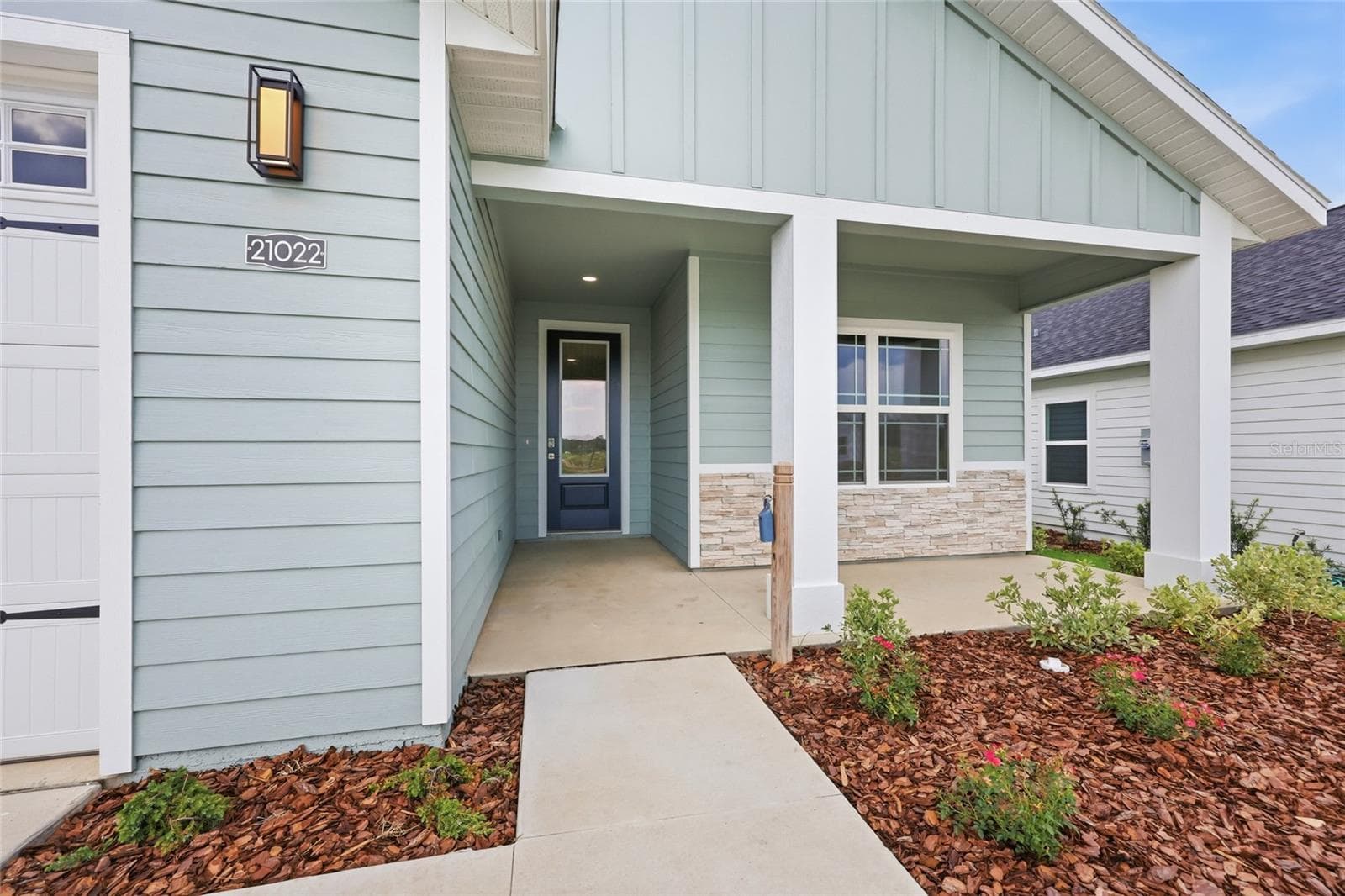 Single Family Residence at 21022 SW 1ST PL, NEWBERRY, photo 4 of 37