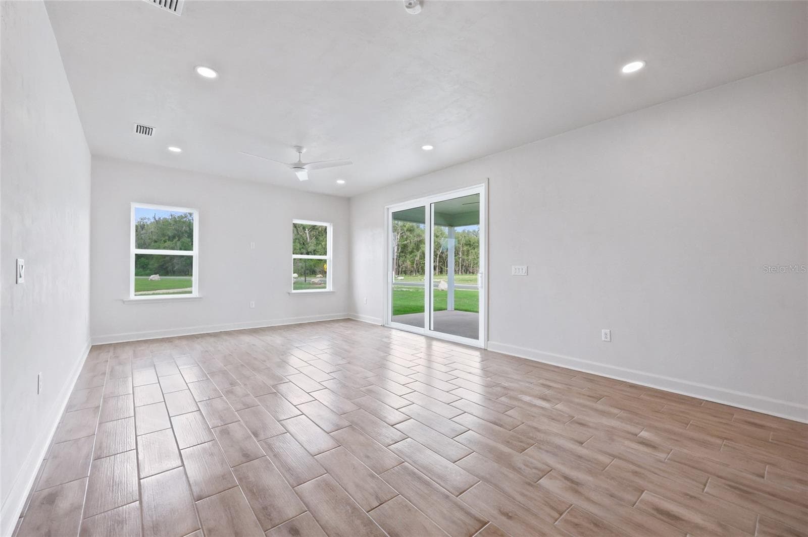 Single Family Residence at 21022 SW 1ST PL, NEWBERRY, photo 12 of 37