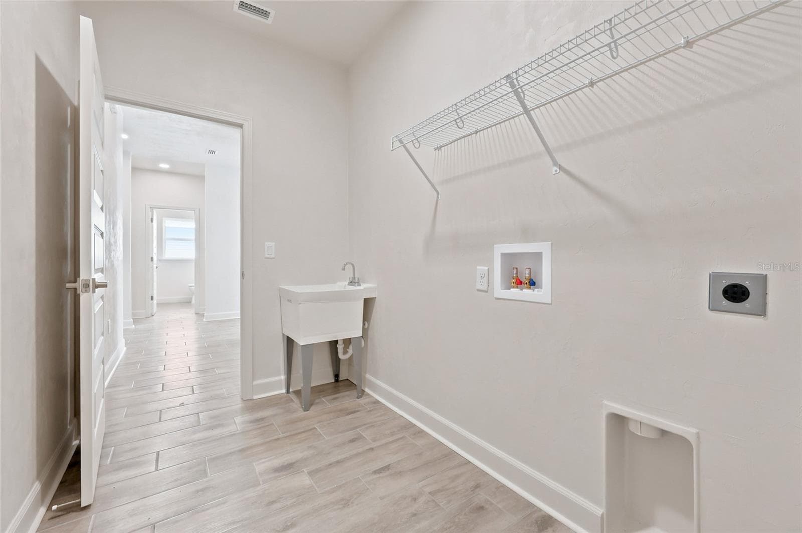 Single Family Residence at 21022 SW 1ST PL, NEWBERRY, photo 14 of 37