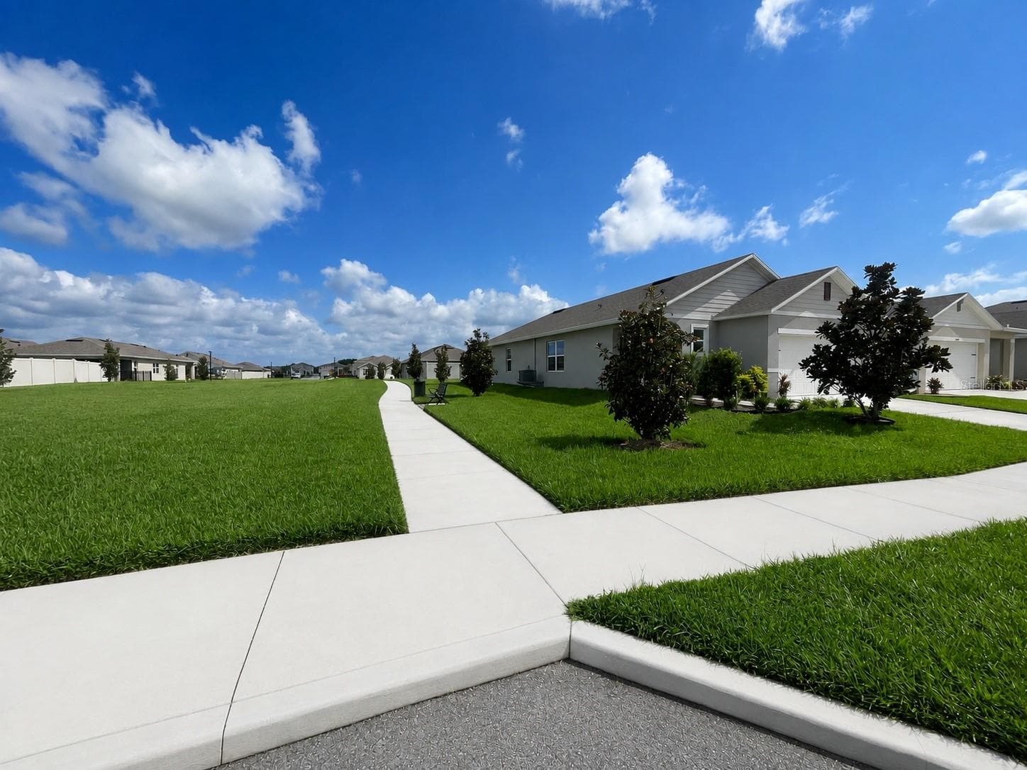Single Family Residence at 3648 SUNGROVE CIR, SANFORD, photo 2 of 15