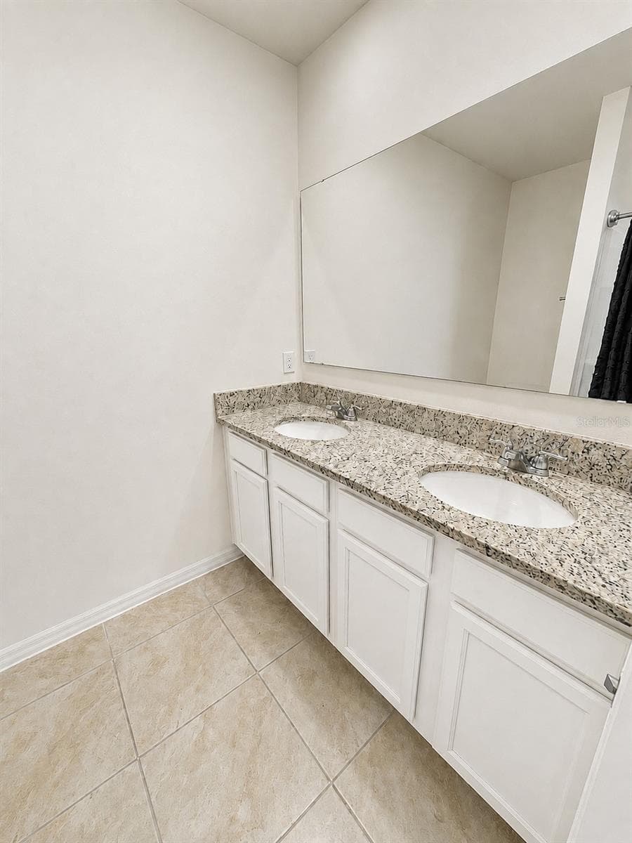 Single Family Residence at 3648 SUNGROVE CIR, SANFORD, photo 13 of 15