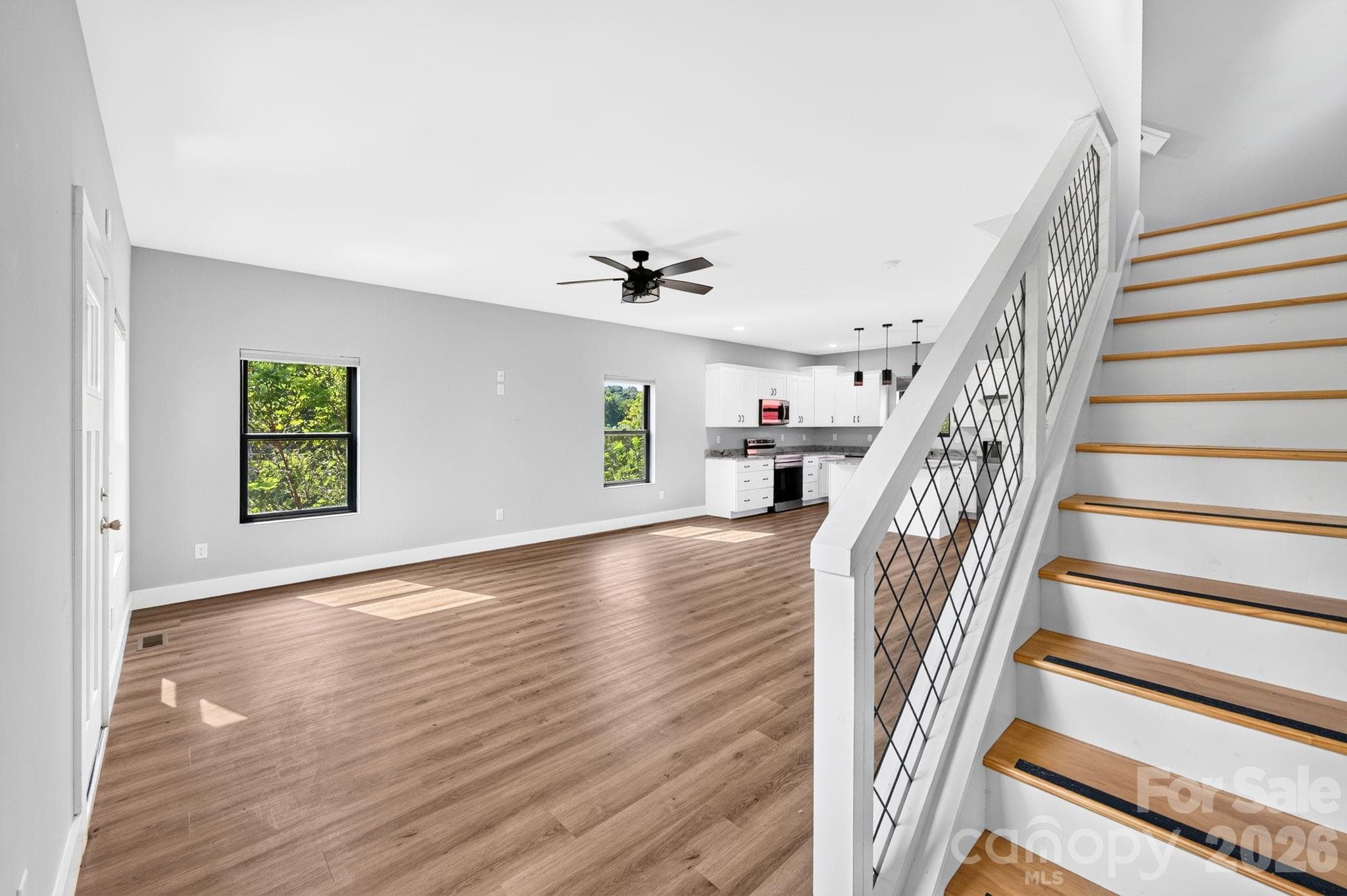 Single Family Residence at 613 Salem Heights Lane, Swannanoa, photo 13 of 40