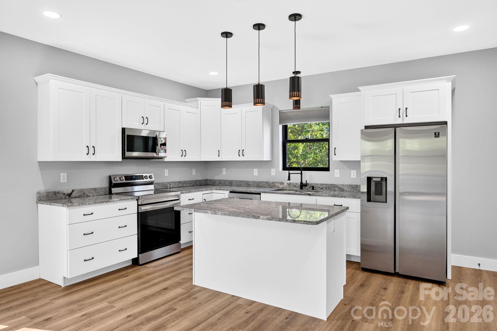 Single Family Residence at 613 Salem Heights Lane, Swannanoa, photo 14 of 40
