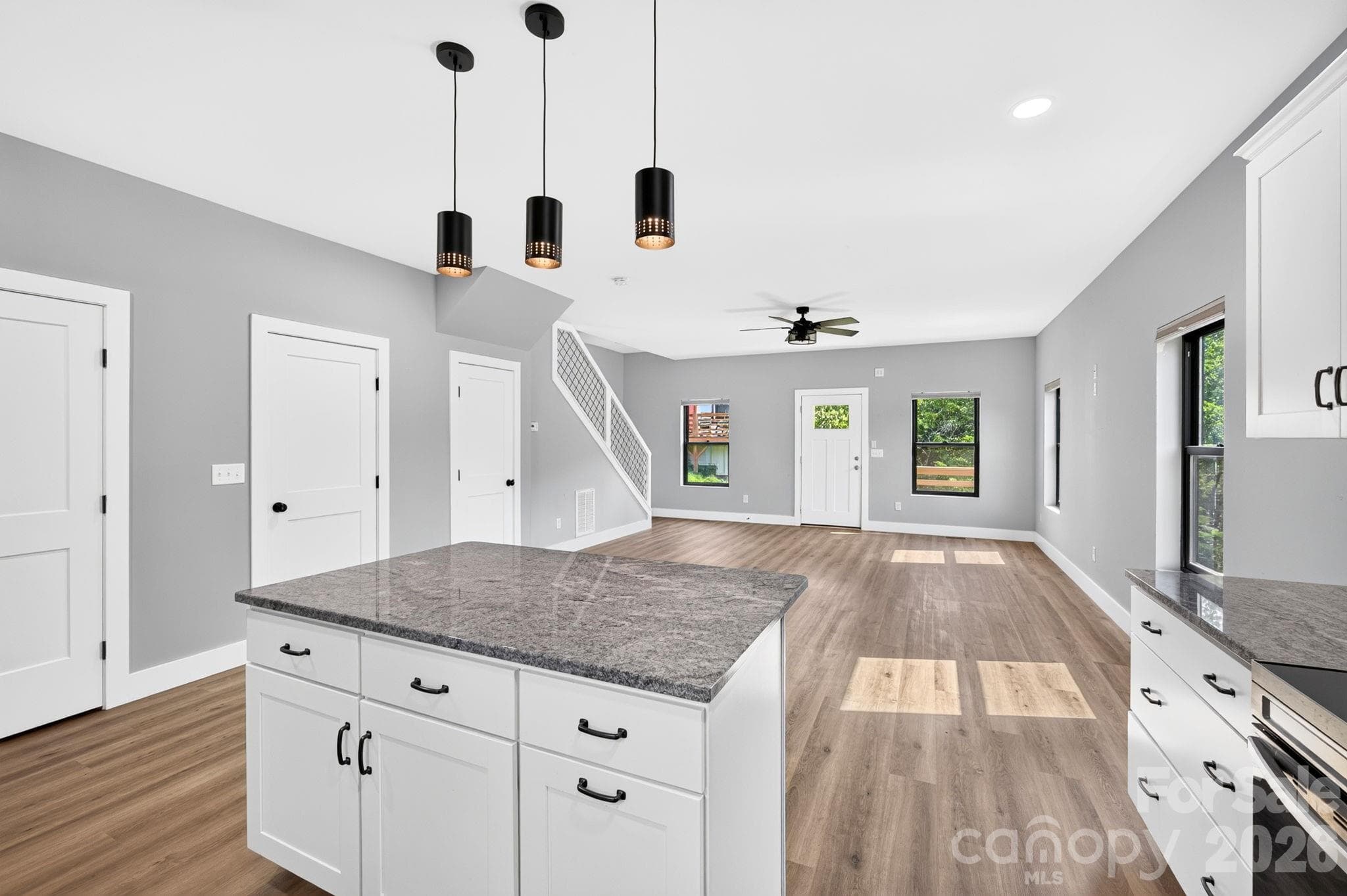 Single Family Residence at 613 Salem Heights Lane, Swannanoa, photo 17 of 40