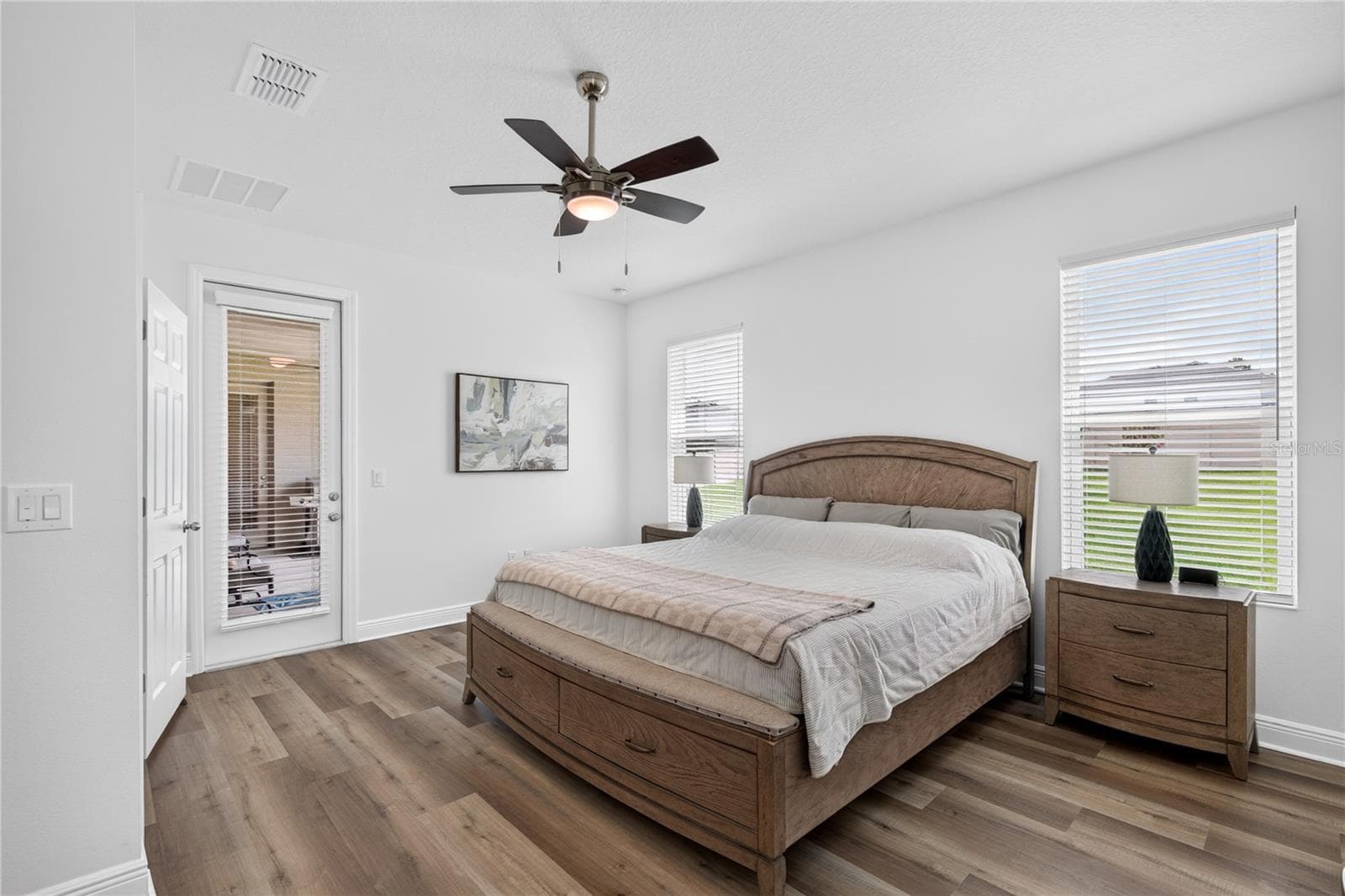 Single Family Residence at 4937 GOLDEN ZENITH WAY, MOUNT DORA, photo 16 of 53