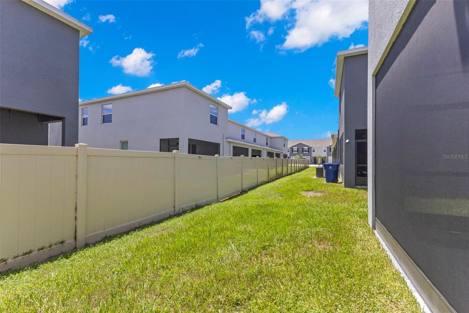 Townhouse at 2908 EVERGREEN ELM PASS, WESLEY CHAPEL, photo 11 of 35
