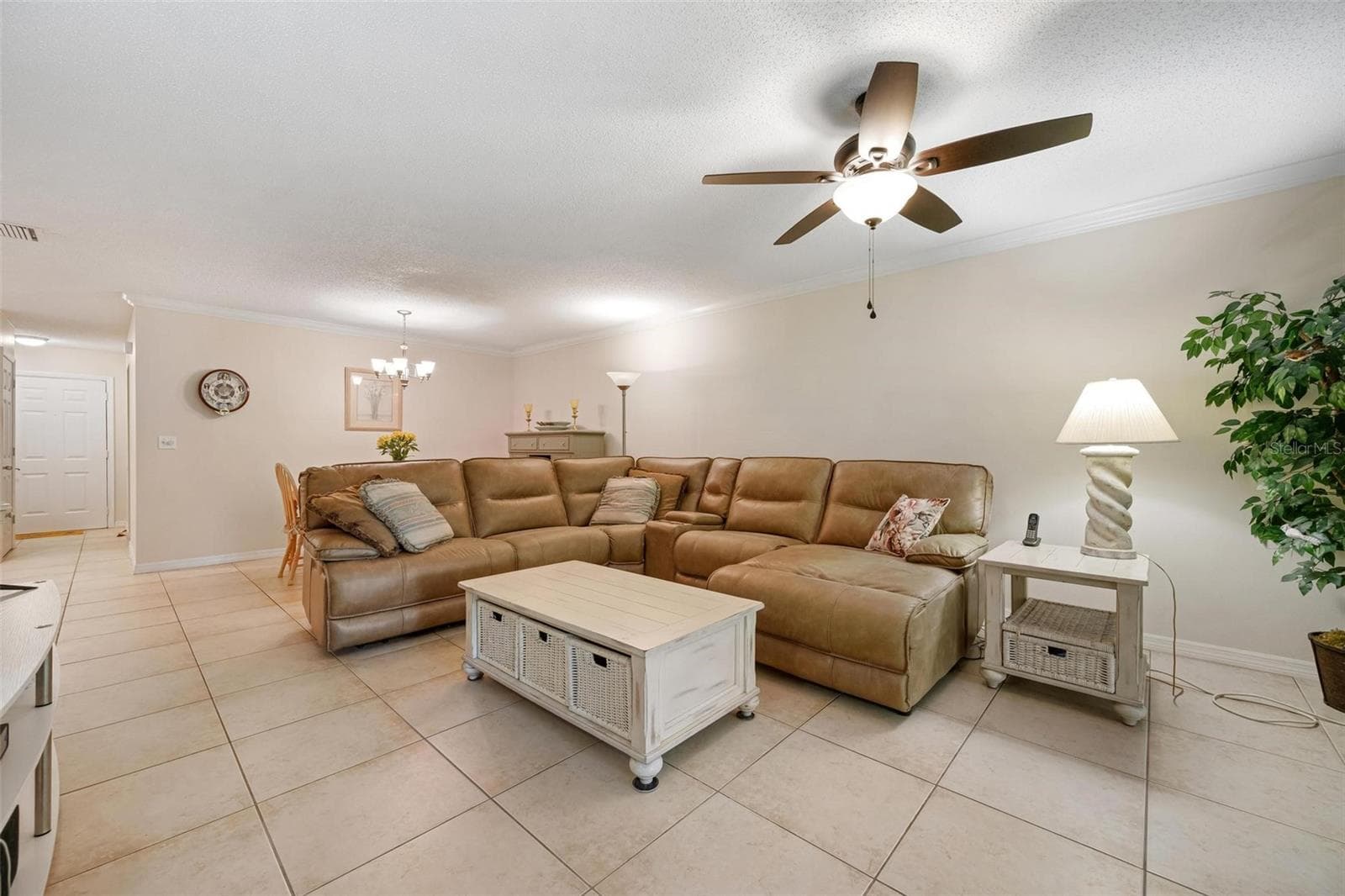 Living Room - 1554 TALLYWOOD DR #7127, SARASOTA