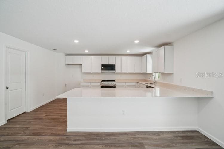 Single Family Residence at 12048 PEMBROOKE AVE, WEEKI WACHEE, photo 12 of 33