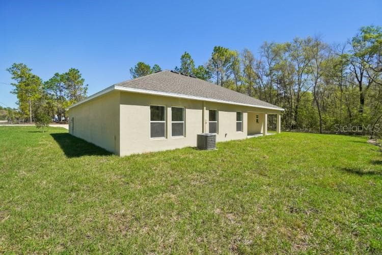 Single Family Residence at 12048 PEMBROOKE AVE, WEEKI WACHEE, photo 30 of 33