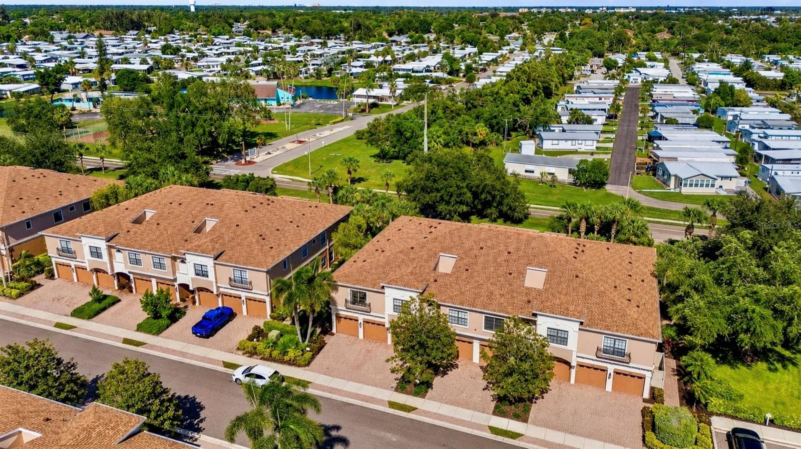 Condominium at 4033 OVERTURE CIR, BRADENTON, photo 6 of 31