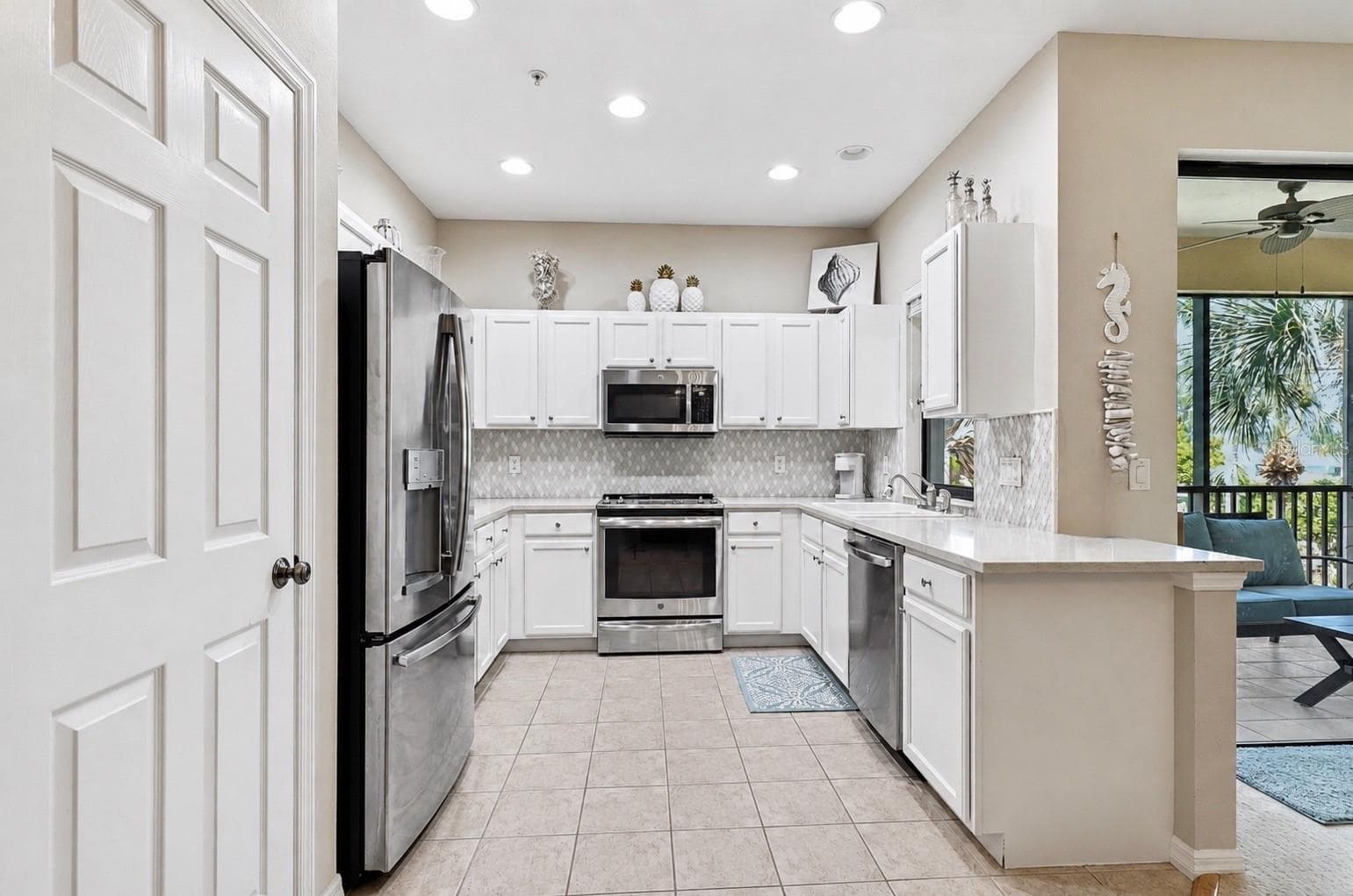 Condominium at 4033 OVERTURE CIR, BRADENTON, photo 21 of 31