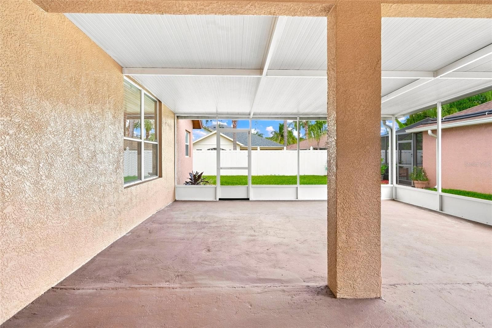 Lanai - 30501 IVERSON DR, WESLEY CHAPEL