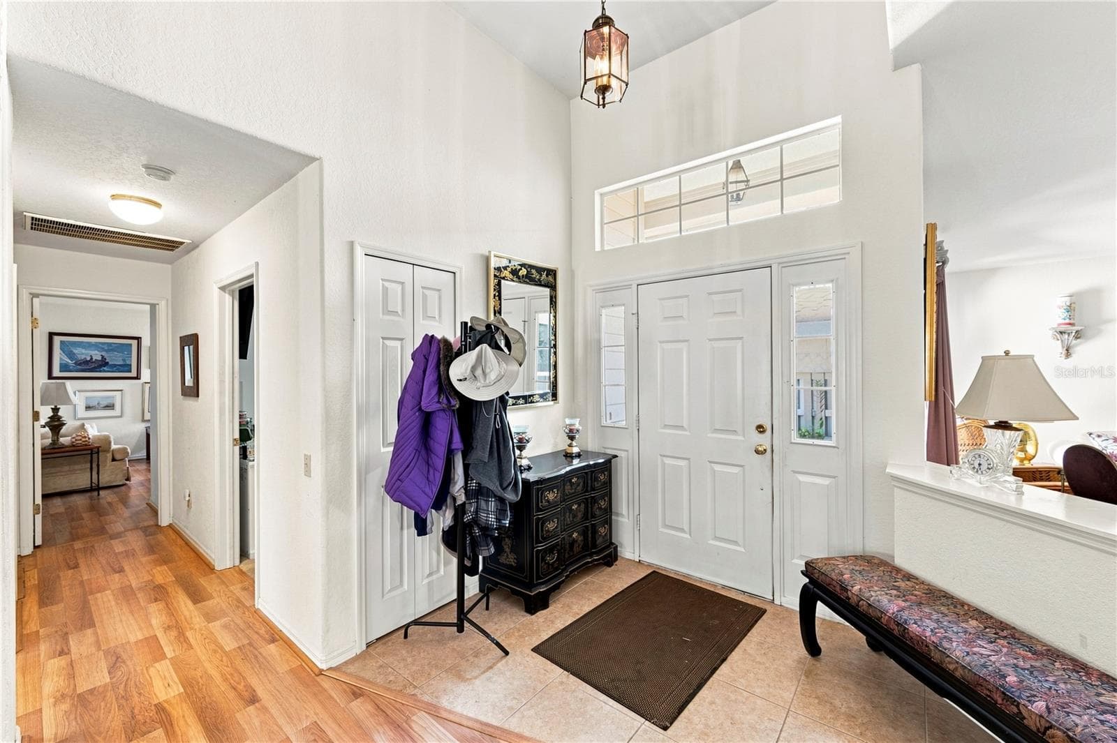 Single Family Residence at 1469 RIVERDALE DR, OLDSMAR, photo 10 of 60