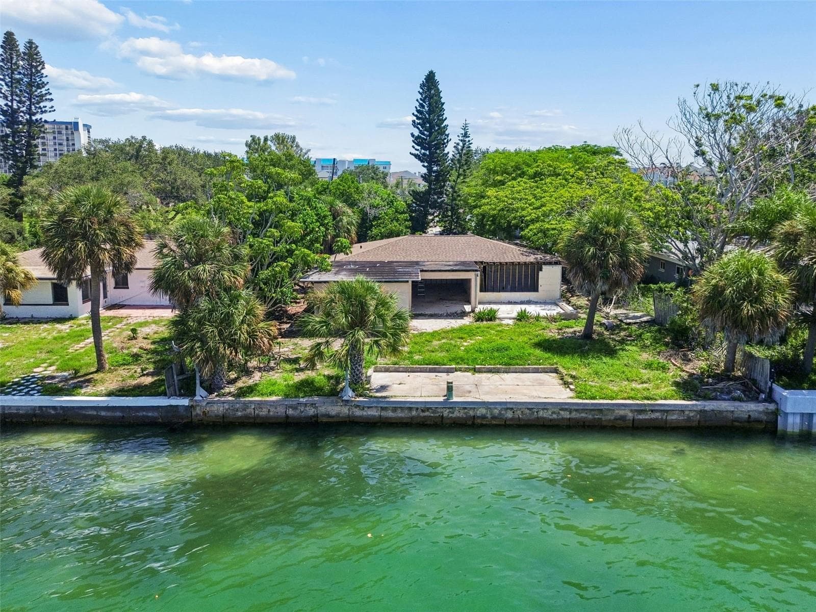 Single Family Residence at 9300 GULF BLVD, ST PETE BEACH, photo 18 of 20