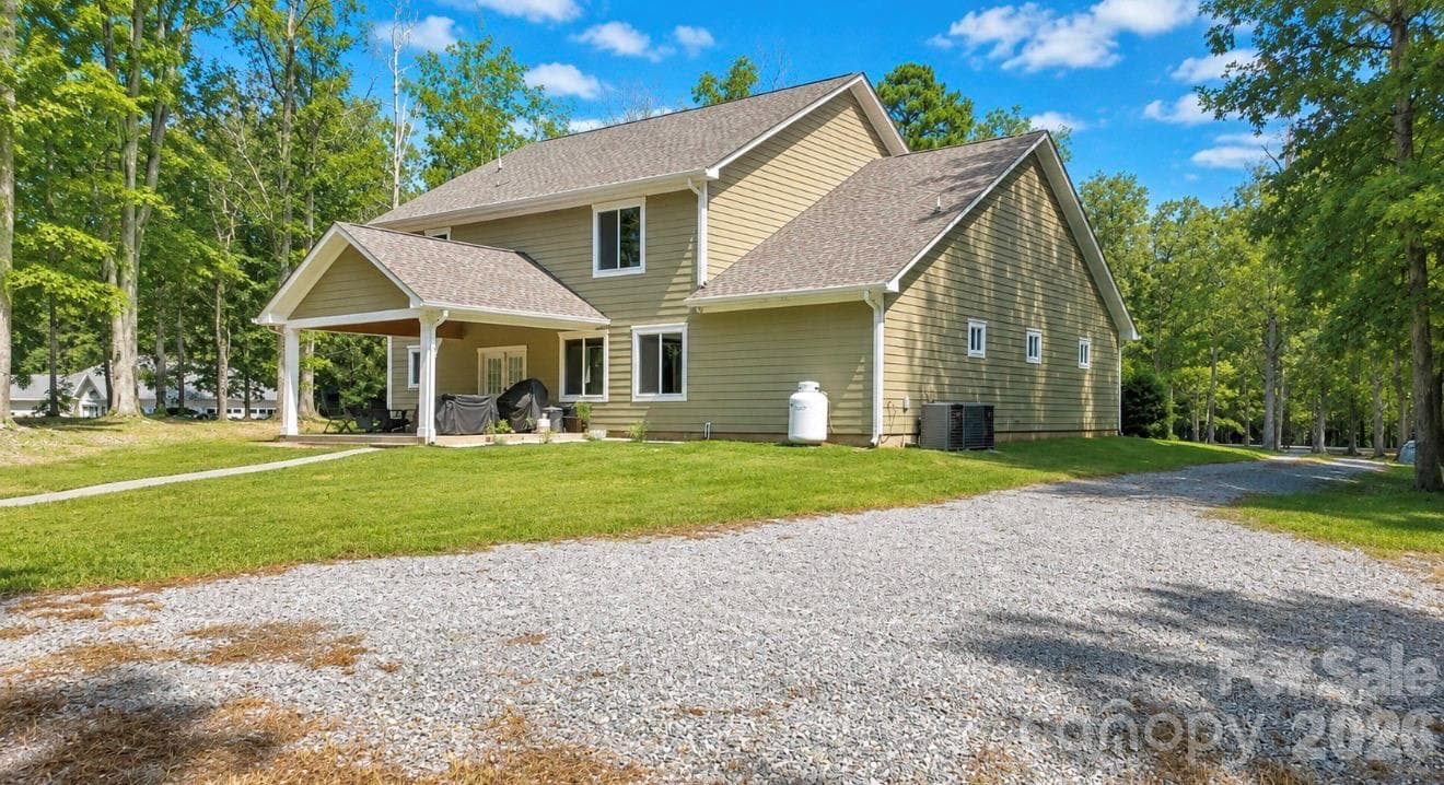 Single Family Residence at Monroe, photo 8 of 51