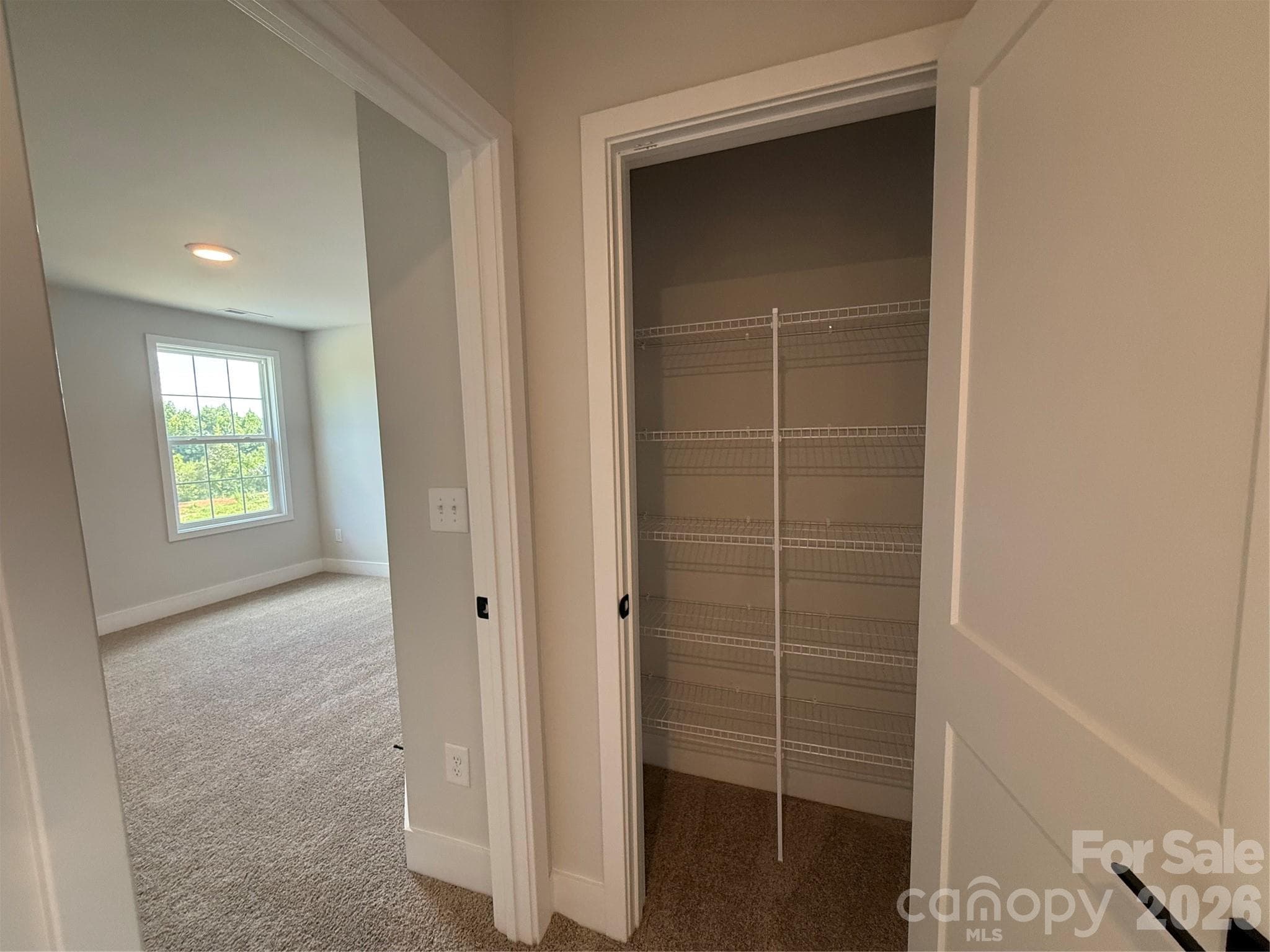 Linen Closet - 158 Kerr Walk Drive, Statesville