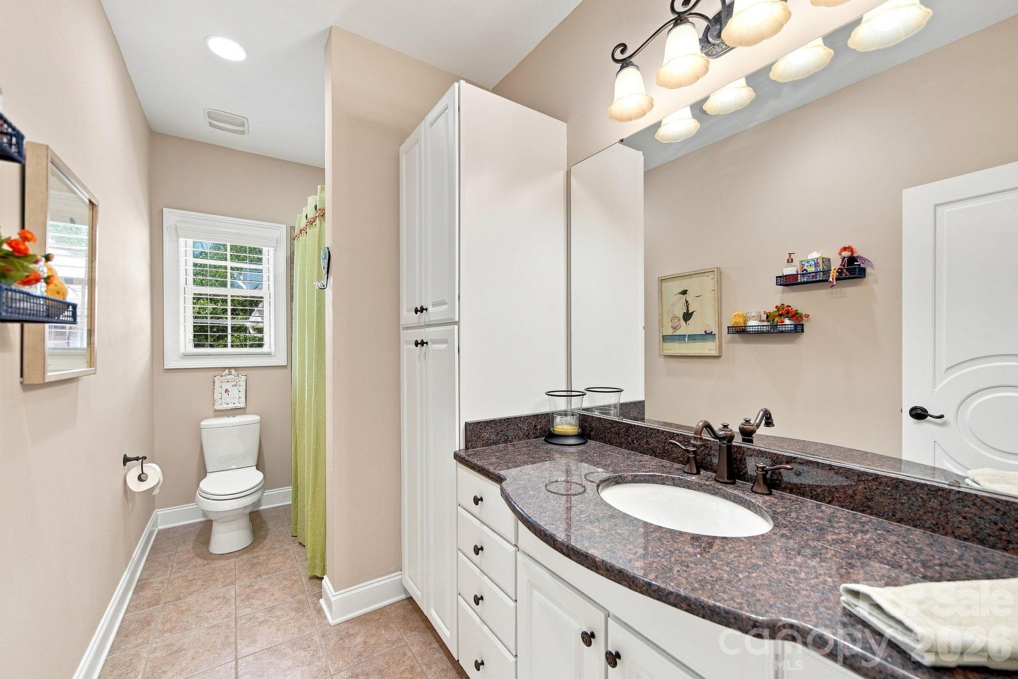 Main Level full bath - 1001 Heritage Acres Drive, Weddington