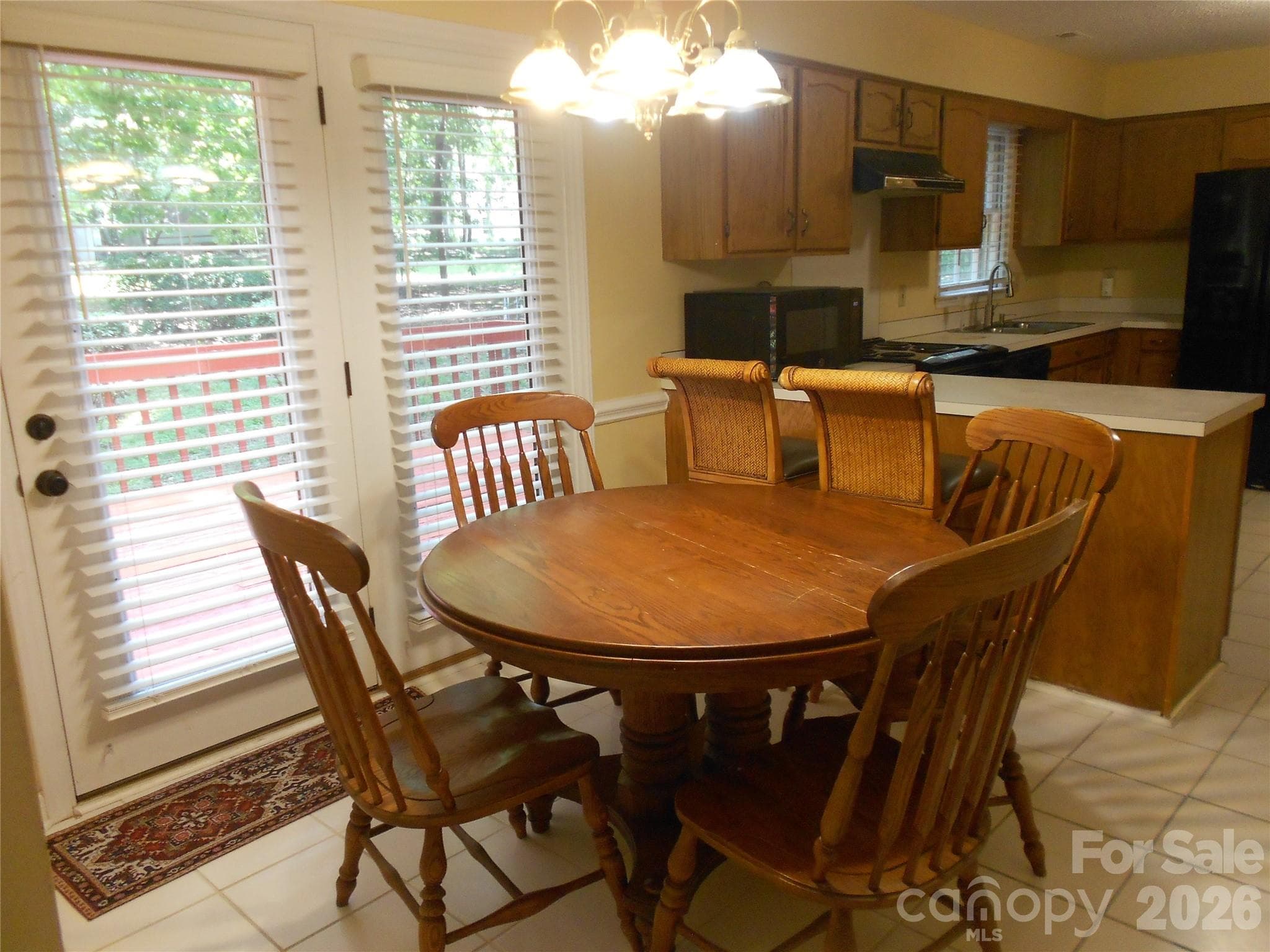 Single Family Residence at 4002 Trehurst Court, Charlotte, photo 13 of 40