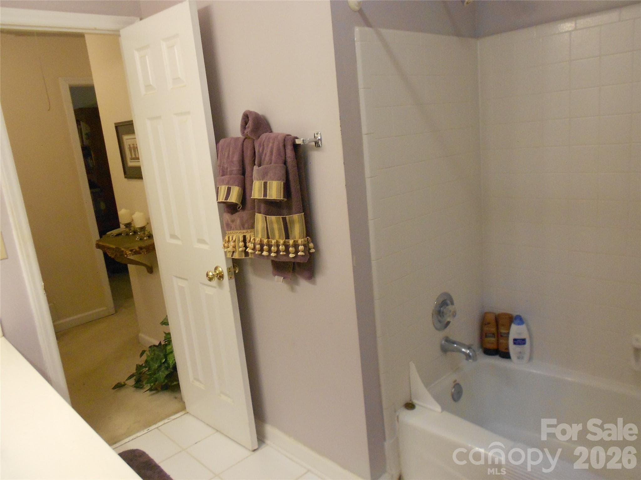 Single Family Residence at 4002 Trehurst Court, Charlotte, photo 22 of 40