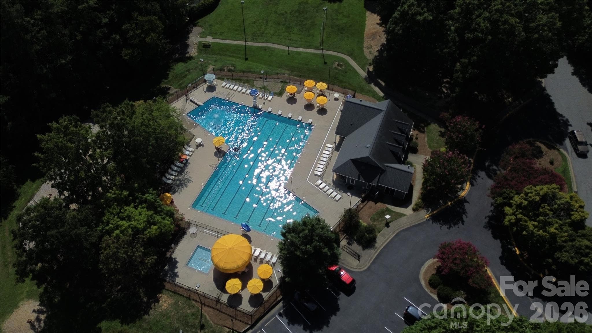 Single Family Residence at 4002 Trehurst Court, Charlotte, photo 35 of 40
