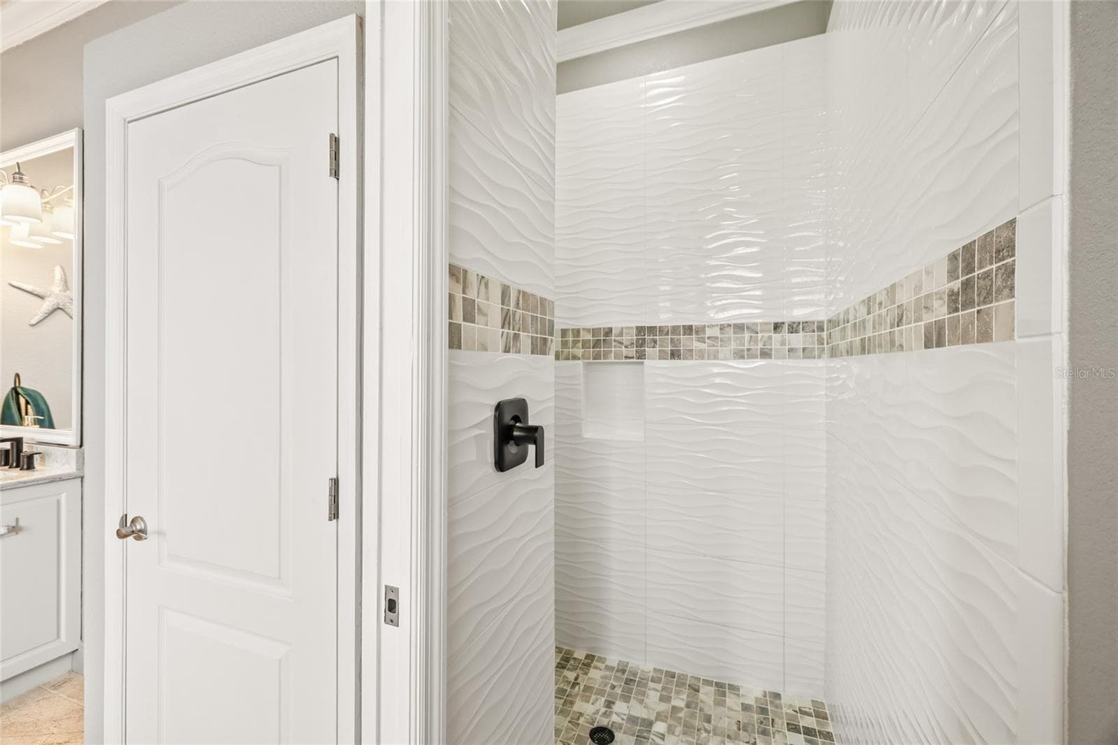 Single Family Residence at 1317 PINE SISKIN DR, PUNTA GORDA, photo 56 of 81