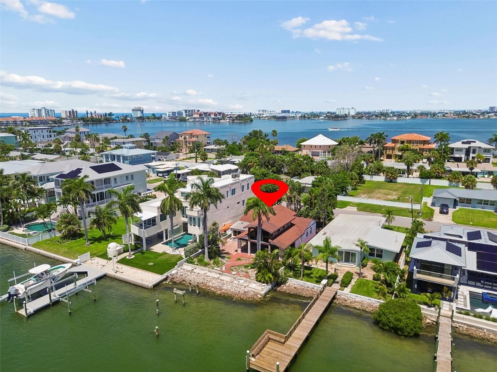 Single Family Residence at 720 BOCA CIEGA ISLE DR, ST PETE BEACH, photo 18 of 23