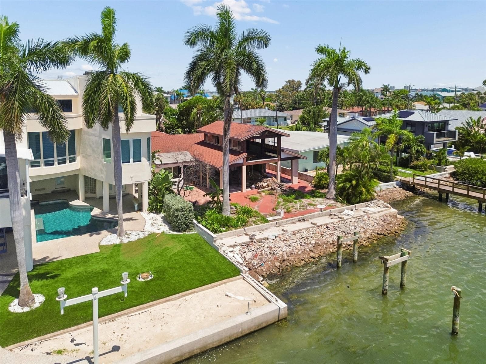 Single Family Residence at 720 BOCA CIEGA ISLE DR, ST PETE BEACH, photo 21 of 23