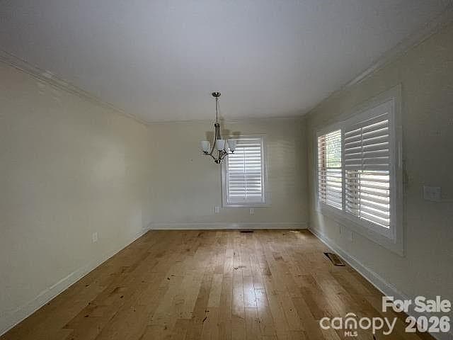 Single Family Residence at 1512 Ivey Drive, Charlotte, photo 18 of 32