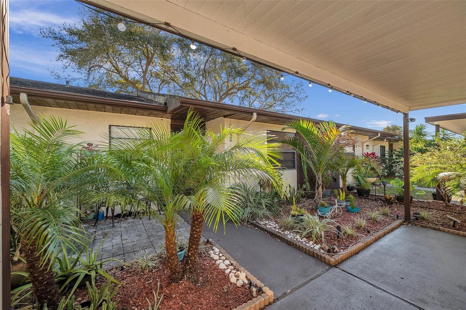Condominium at 6421 DREXEL DR #4, PORT RICHEY, photo 4 of 41