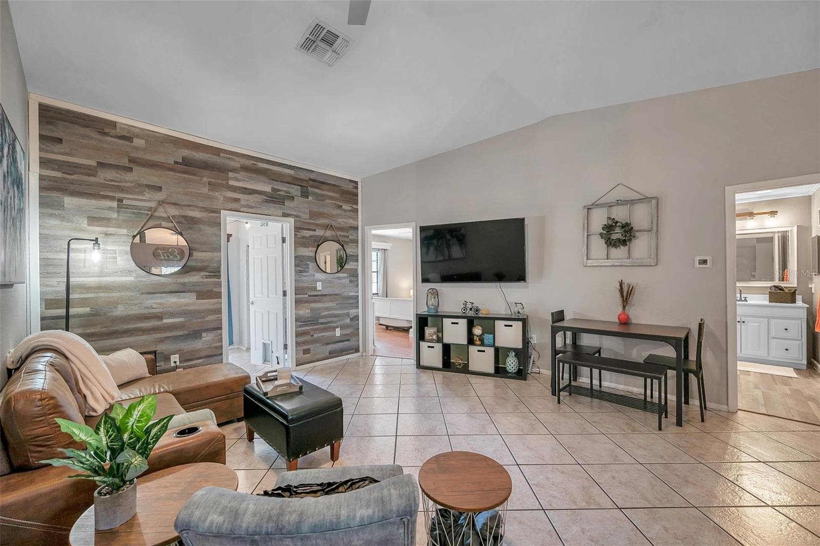 Condominium at 6421 DREXEL DR #4, PORT RICHEY, photo 9 of 41
