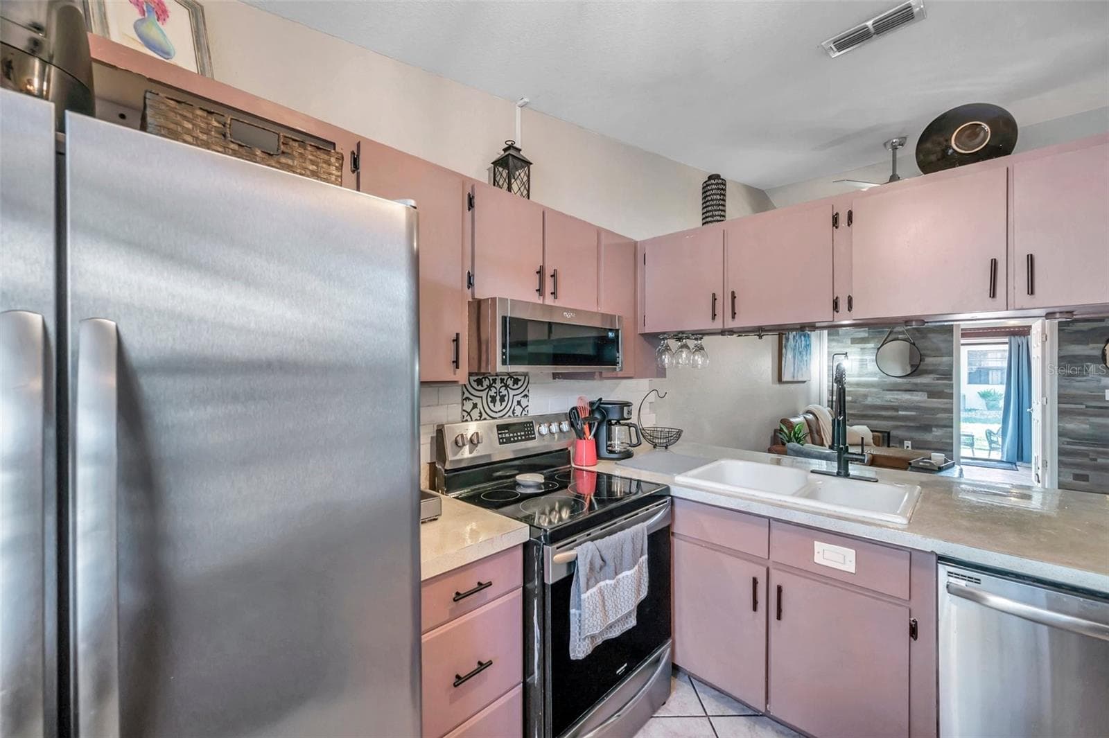 Condominium at 6421 DREXEL DR #4, PORT RICHEY, photo 33 of 41