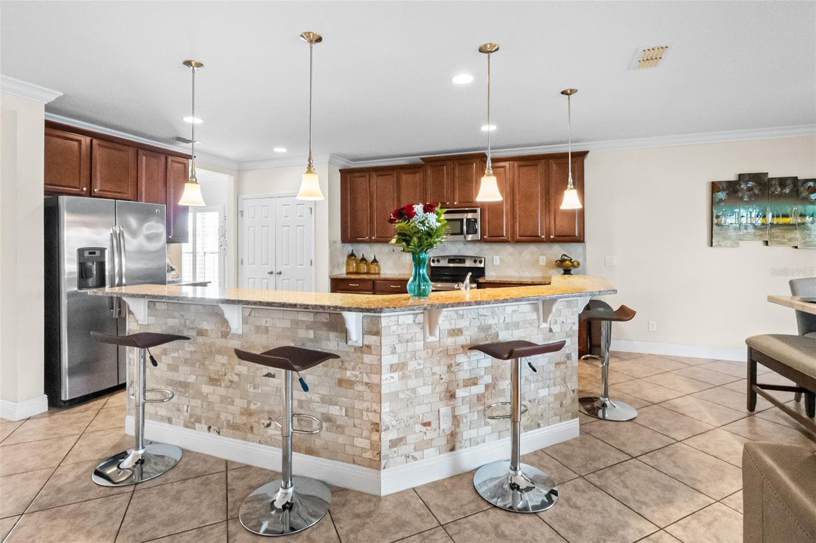 Single Family Residence at 301 SPARROW HAWK DR, GROVELAND, photo 15 of 87
