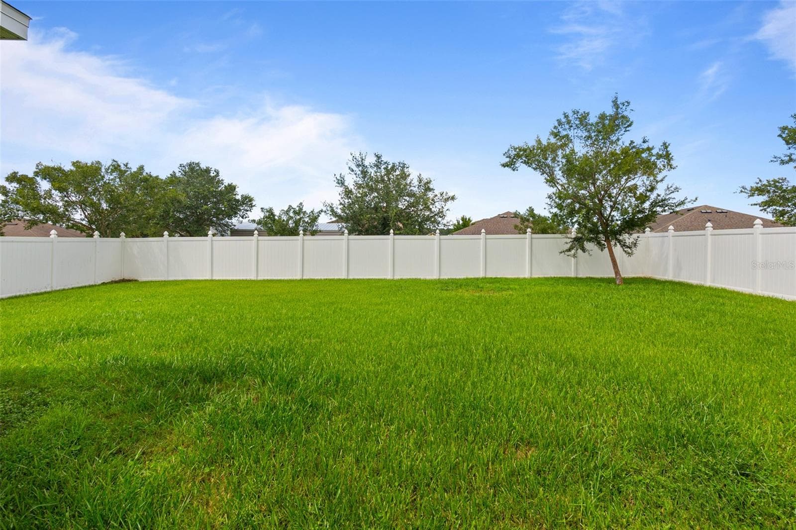 Single Family Residence at 301 SPARROW HAWK DR, GROVELAND, photo 66 of 87