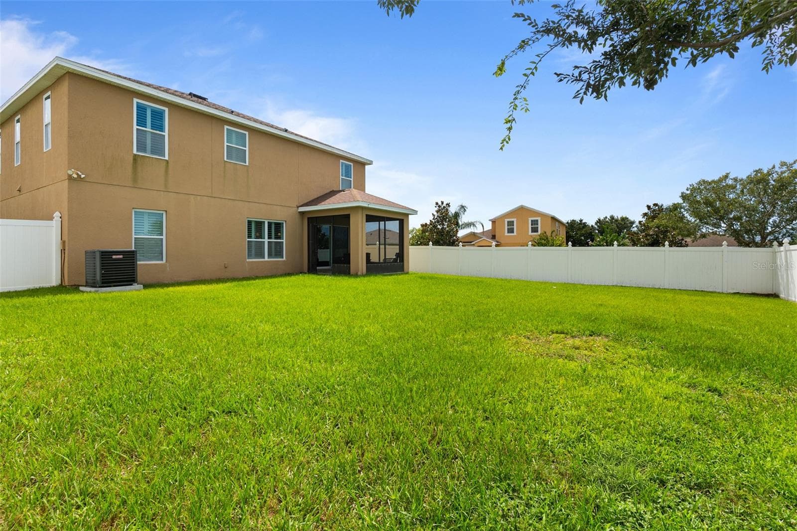 Single Family Residence at 301 SPARROW HAWK DR, GROVELAND, photo 67 of 87