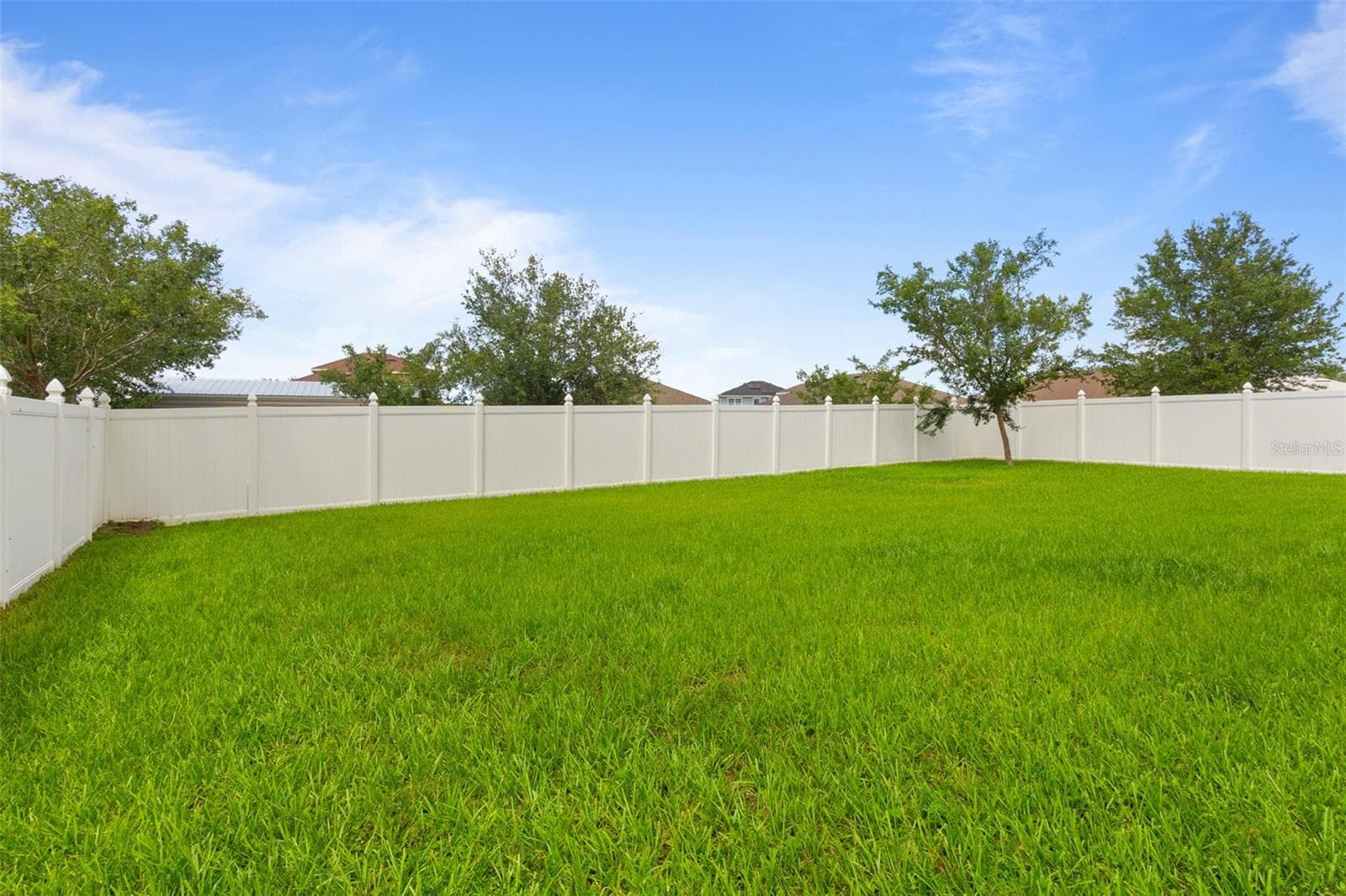 Single Family Residence at 301 SPARROW HAWK DR, GROVELAND, photo 72 of 87