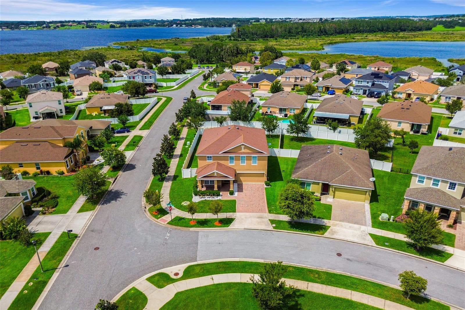 Single Family Residence at 301 SPARROW HAWK DR, GROVELAND, photo 81 of 87