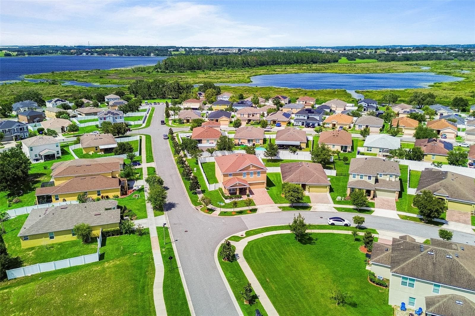 Single Family Residence at 301 SPARROW HAWK DR, GROVELAND, photo 87 of 87