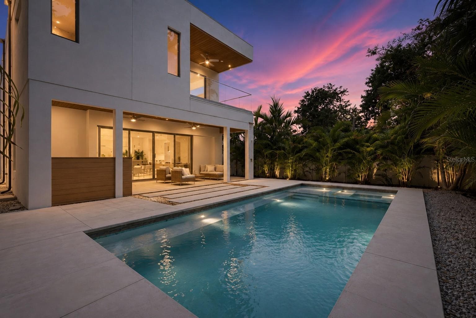 Single Family Residence at 1671 ARLINGTON ST, SARASOTA, photo 3 of 28