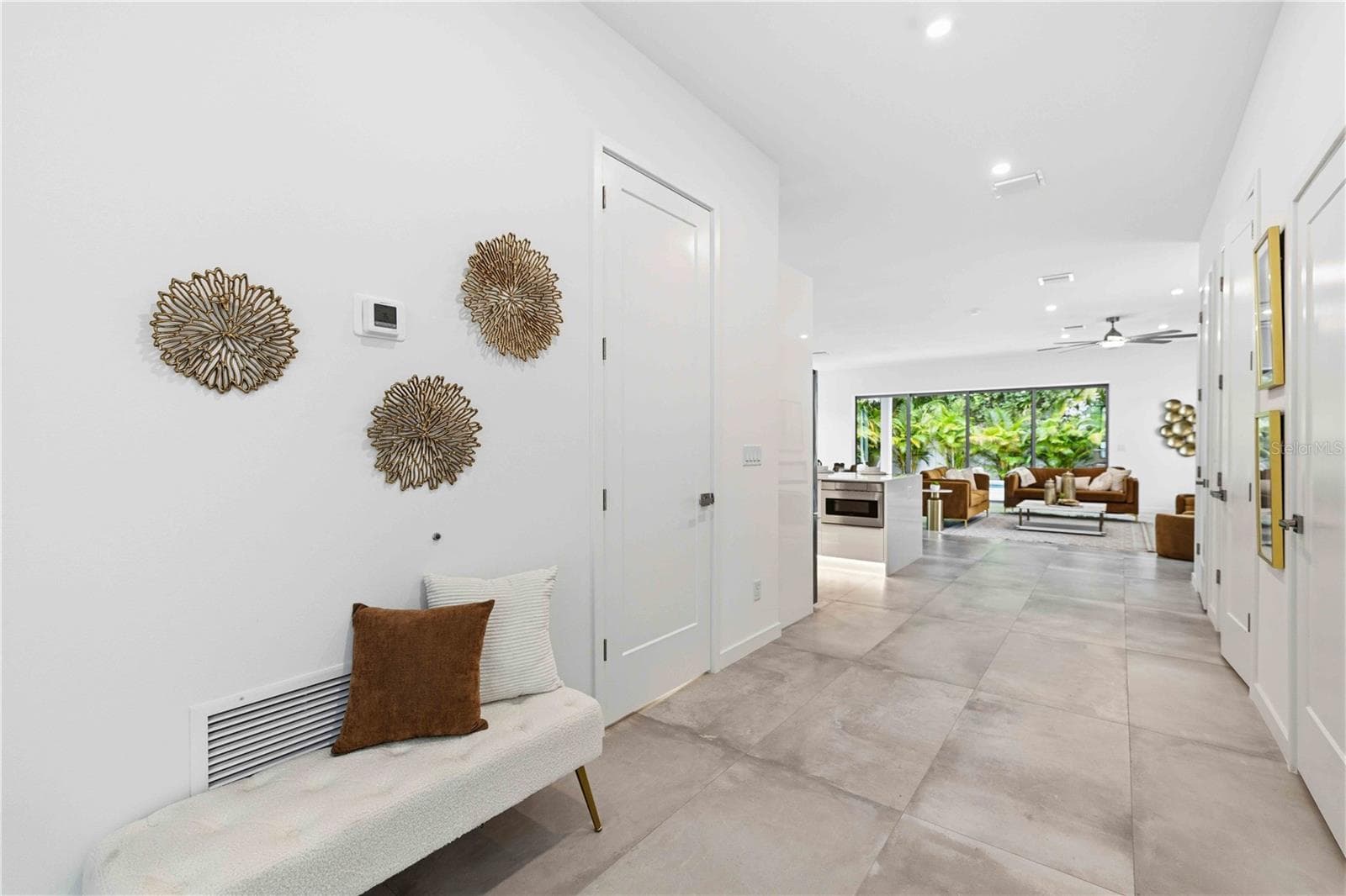 Single Family Residence at 1671 ARLINGTON ST, SARASOTA, photo 6 of 28