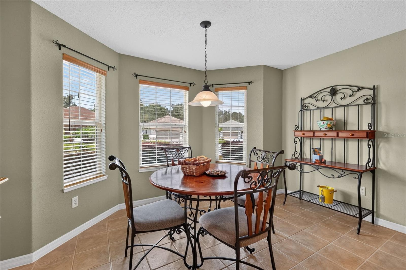 Single Family Residence at 16573 SE 77TH NORTHRIDGE CT, THE VILLAGES, photo 15 of 35